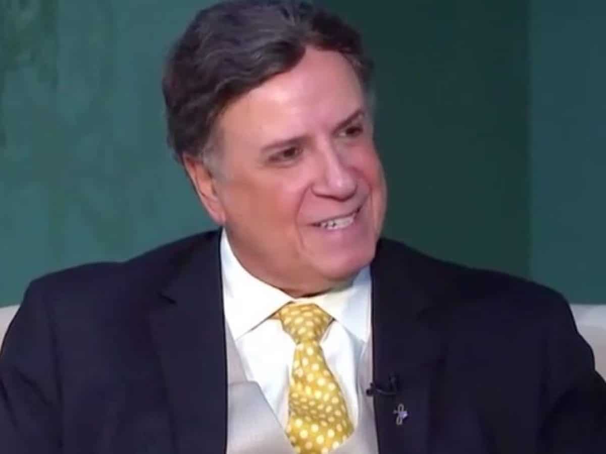 Χάρης Ρώμας: “Κόντεψα να λιποθυμήσω. Είχα κάνει εξώφυλλο με τον Ντίνο Ηλιόπουλο και έγραφε…”