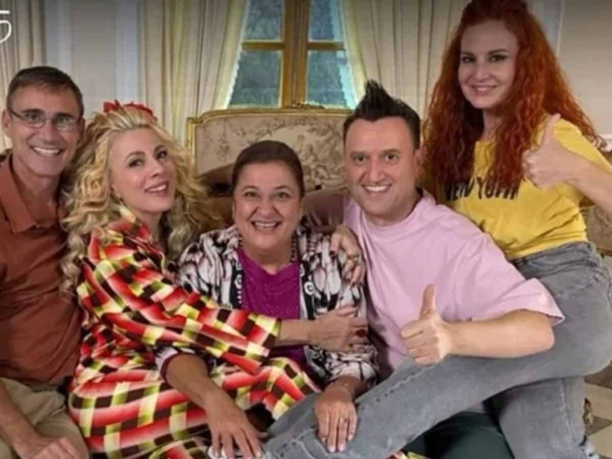 Γιώργος Καπουτζίδης | Το πρώτο μήνυμα μετά το reunion του “Παρα Πέντε” και τα νούμερα της τηλεθέασης