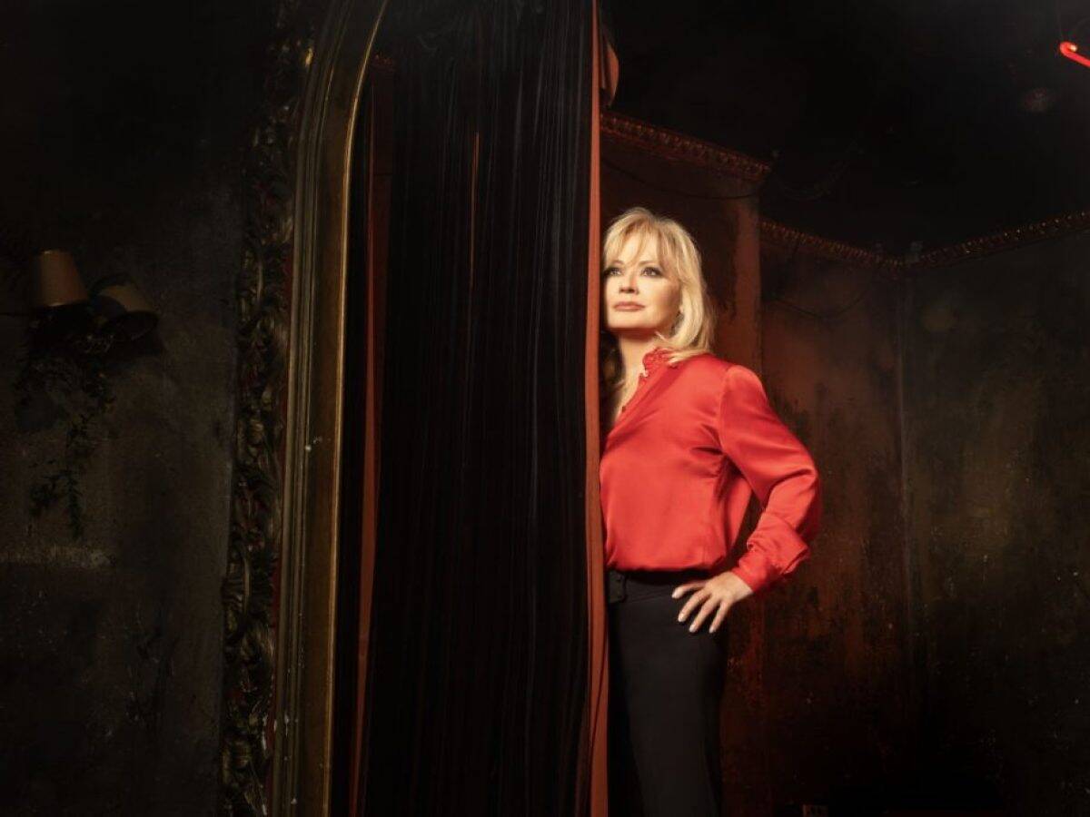 Αγγελική Νικολούλη: Το Φως στο Τούνελ επιστρέφει εκτάκτως