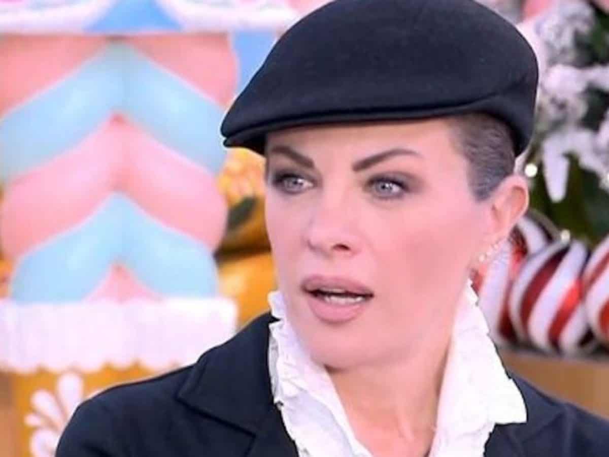 Νένα Χρονοπούλου: “Ο γιος μου είχε μικρές συμφύσεις στον εγκέφαλο”