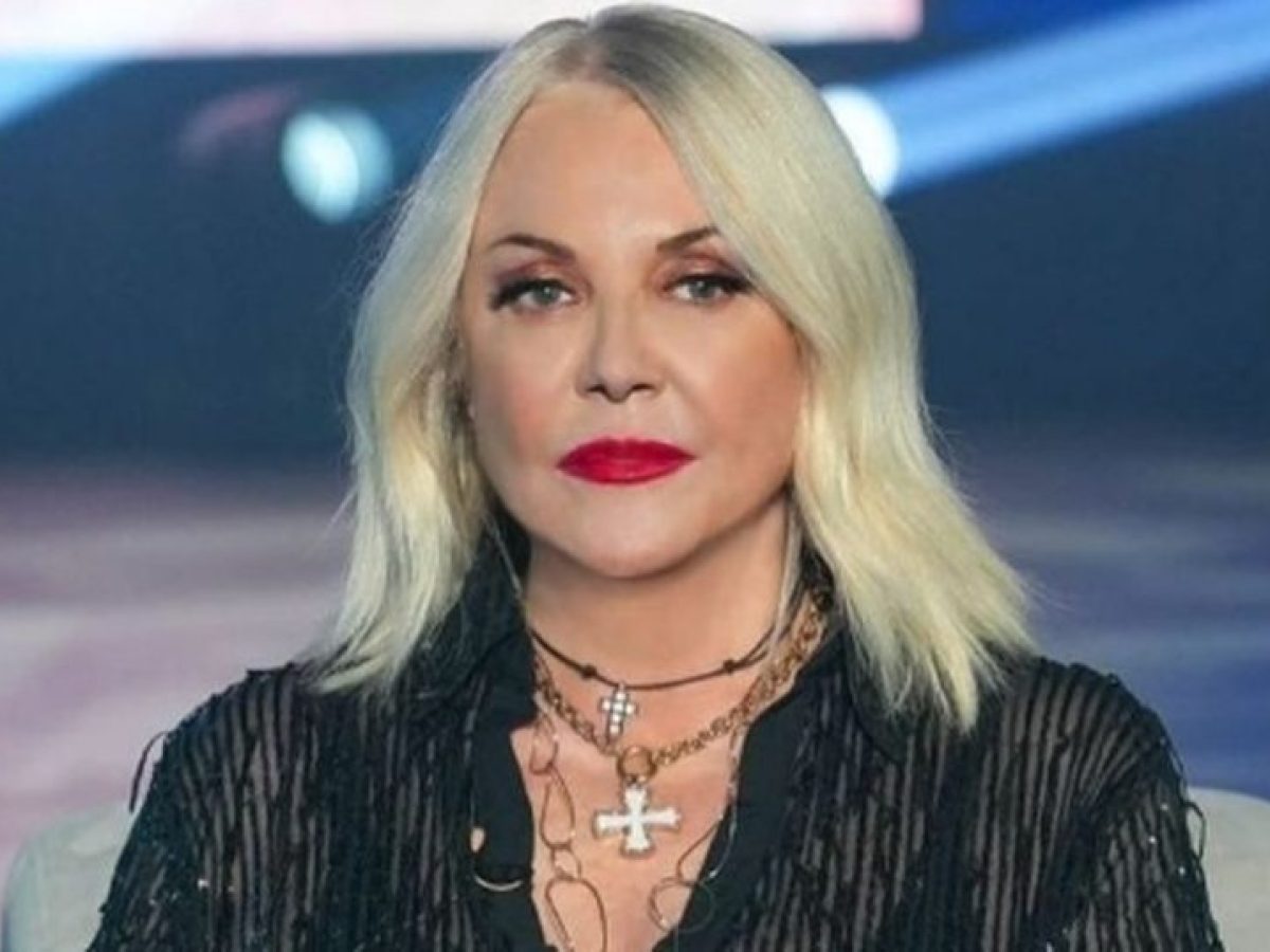 Τα συλλυπητήρια της Ρούλας Κορομηλά: “Κρίμα και άδικο. Λυπάμαι πολύ”