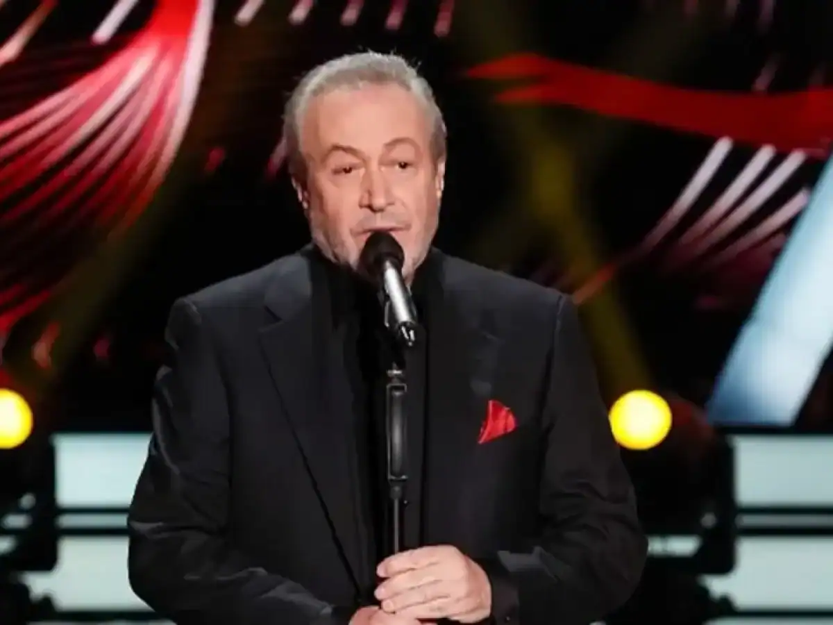 Γρηγόρης Βαλτινός: Το άγνωστο τηλεφώνημα στον Γιώργο Καπουτζίδη