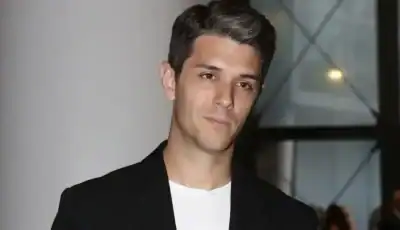 tvneaipo-orous-tha-borousa-akomi