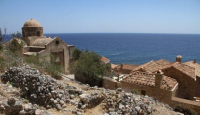 tvneaerevna-apokalipti-oti-i-katiki