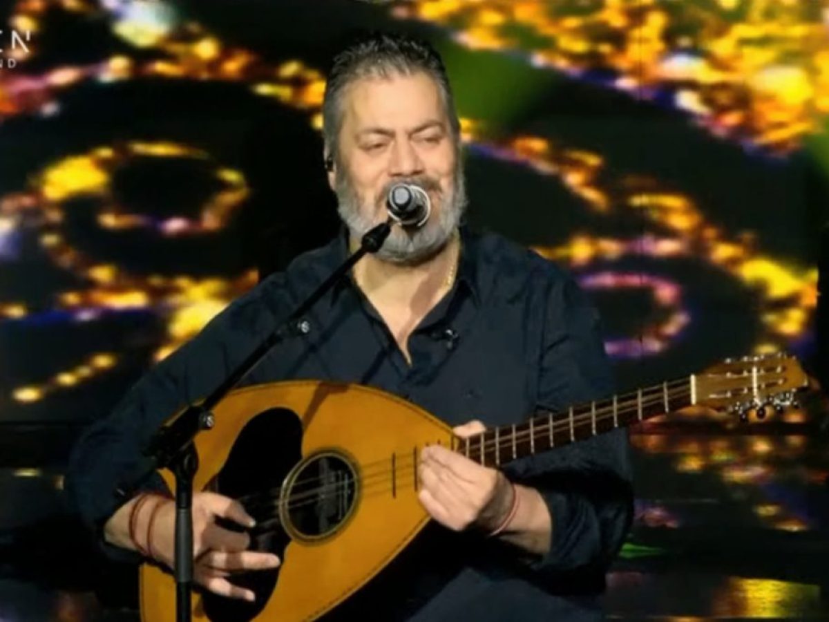 &Mu;&alpha;&nu;ώ&lambda;&eta;&sigmaf; &Kappa;&omicron;&nu;&tau;&alpha;&rho;ό&sigmaf;: &Gamma;&iota;&alpha; &pi;&rho;ώ&tau;&eta; &phi;&omicron;&rho;ά &sigma;&tau;&eta; &mu;&upsilon;&theta;&omicron;&pi;&lambda;&alpha;&sigma;ί&alpha; &ndash; &Omicron; &rho;ό&lambda;&omicron;&sigmaf; &tau;&omicron;&upsilon; &sigma;&tau;&alpha; &laquo;&Delta;ύ&omicron; &Mu;&alpha;ύ&rho;&alpha; &Pi;&omicron;&upsilon;&kappa;ά&mu;&iota;&sigma;&alpha;&raquo; &ndash; Znews