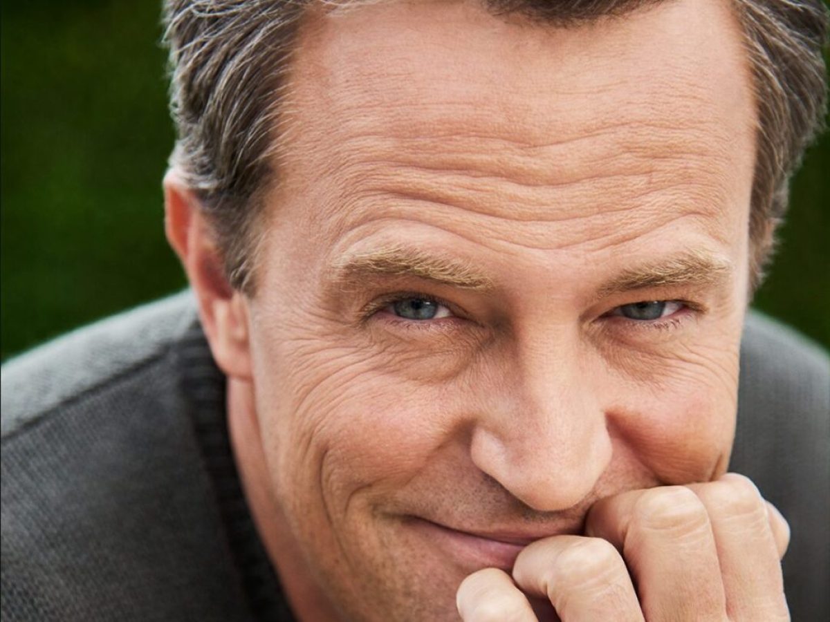 Matthew Perry: &Eta; &nu;έ&alpha; &sigma;&epsilon;&iota;&rho;ά &tau;&omicron;&upsilon; Netflix &gamma;&iota;&alpha; &tau;&eta; &zeta;&omega;ή &tau;&omicron;&upsilon; &theta;&alpha; &sigma;&epsilon; &kappa;ά&nu;&epsilon;&iota; &nu;&alpha; &delta;&epsilon;&iota;&sigmaf; &tau;&omicron;&nu; Chandler Bing &mu;&epsilon; ά&lambda;&lambda;&alpha; &mu;ά&tau;&iota;&alpha;