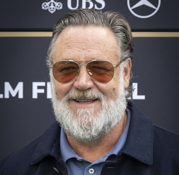 russell-crowe-2-e1787923551344