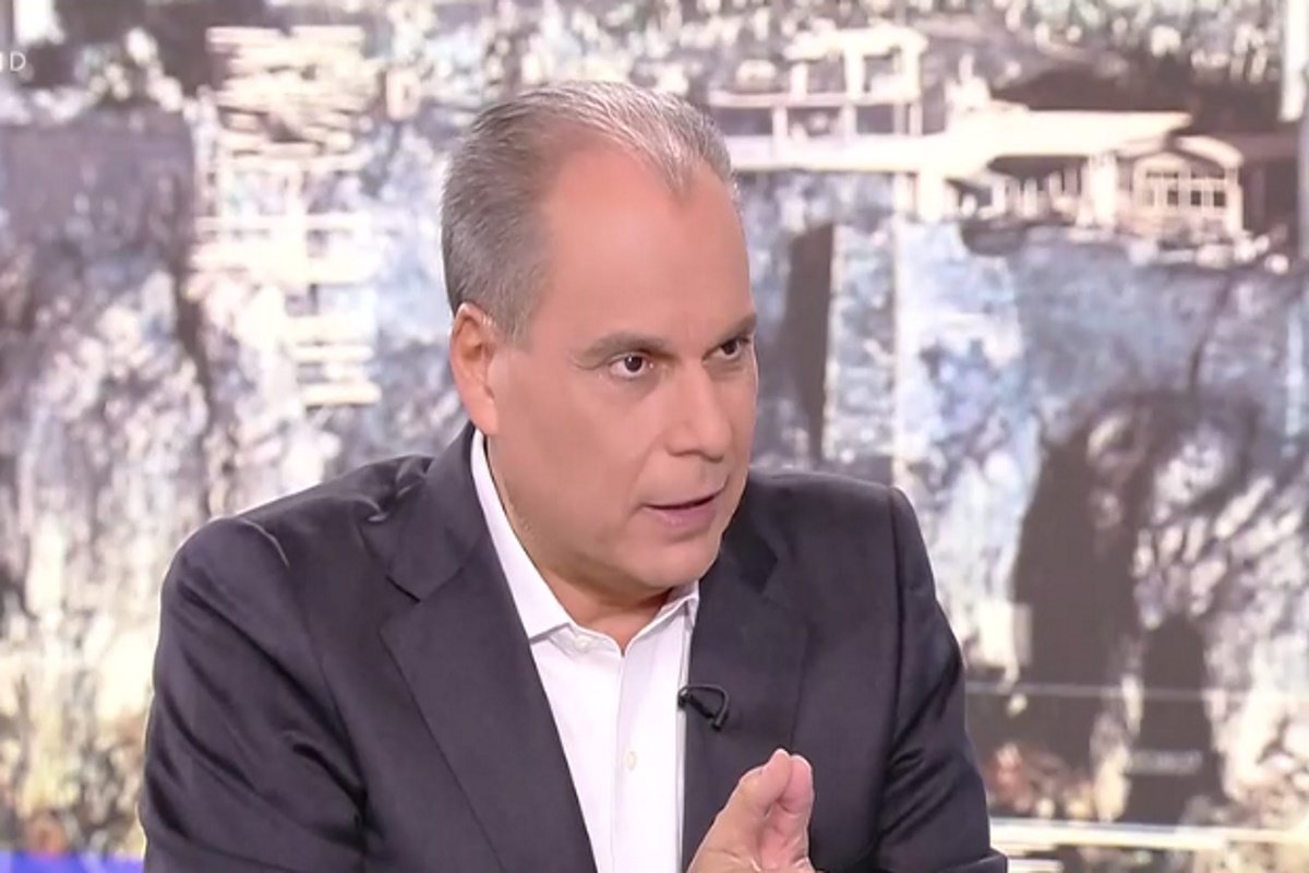Νίκος Στραβελάκης για Αφροδίτη Μάνου: «Λίγο σεβασμό στον νεκρό – Ντροπή»